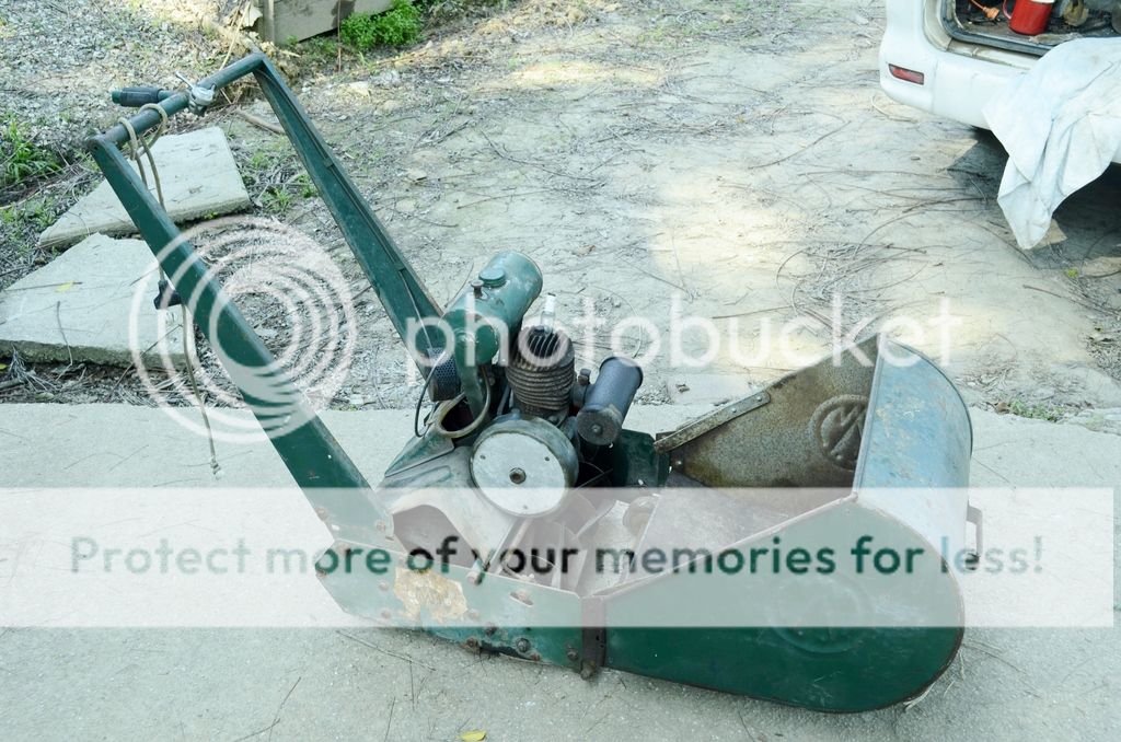 [Linked Image from i880.photobucket.com]
